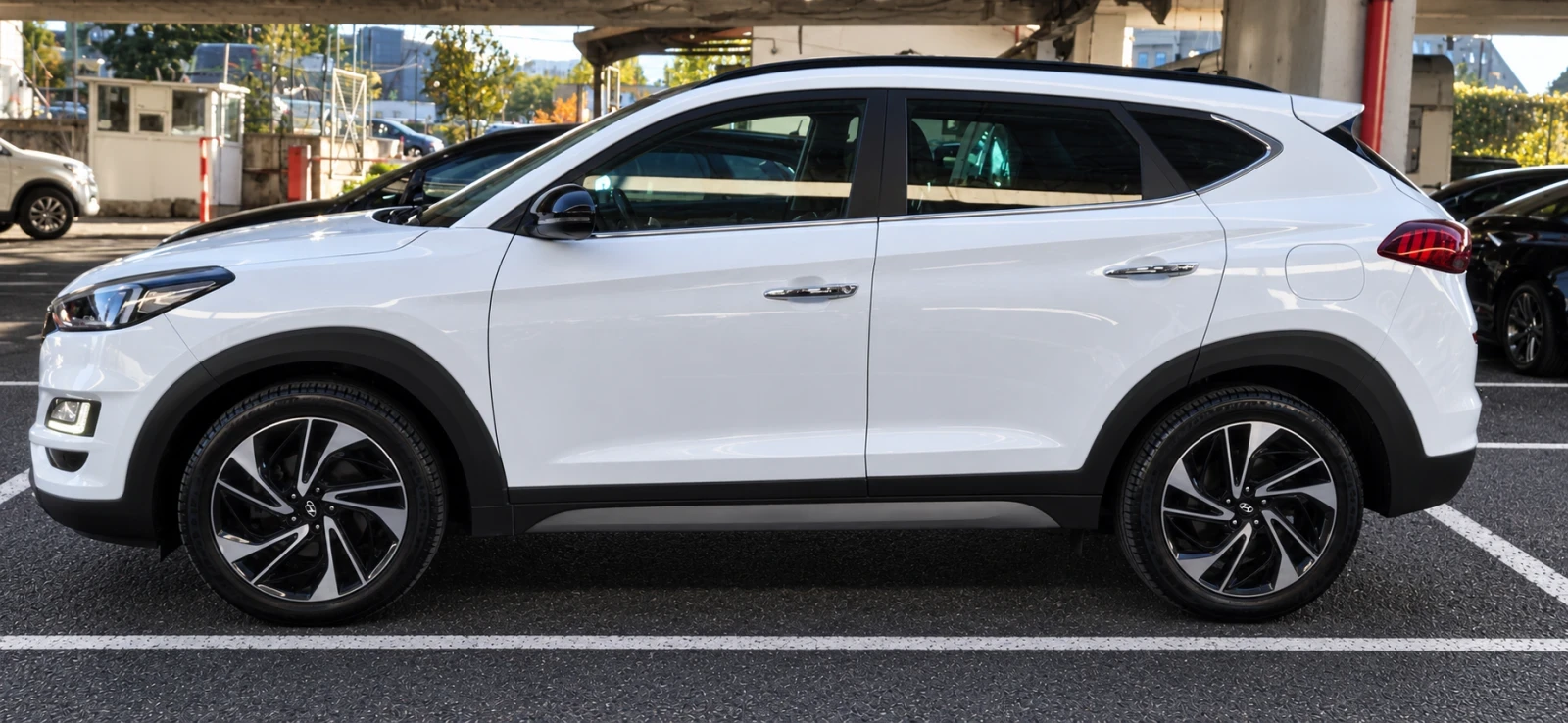 Hyundai Tucson 1.6 177�.�. | 4x4 | Vertex | White and Black | Mobile.bg � ����������� 4
