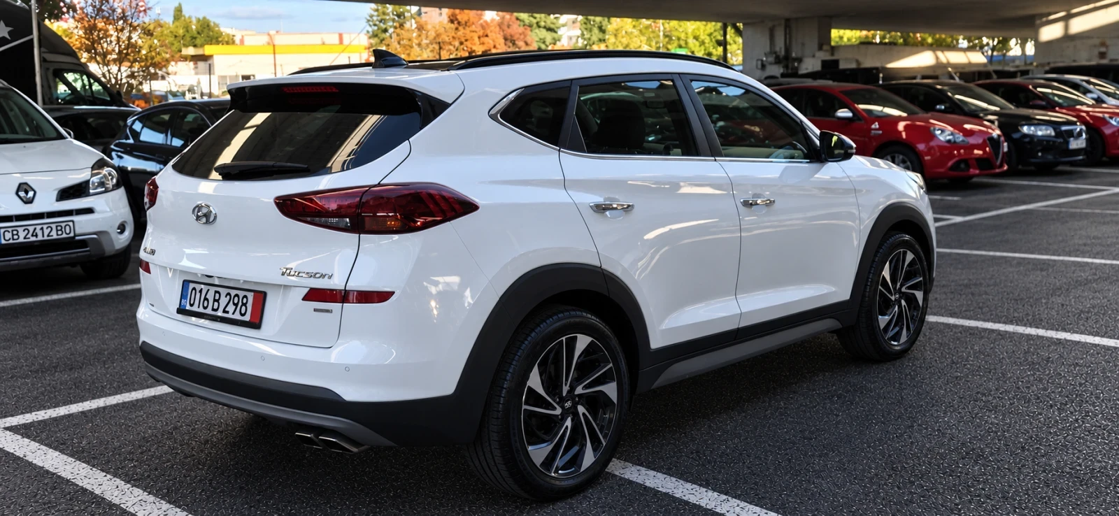 Hyundai Tucson 1.6 177�.�. | 4x4 | Vertex | White and Black | Mobile.bg � ����������� 7