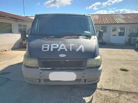  Ford Transit