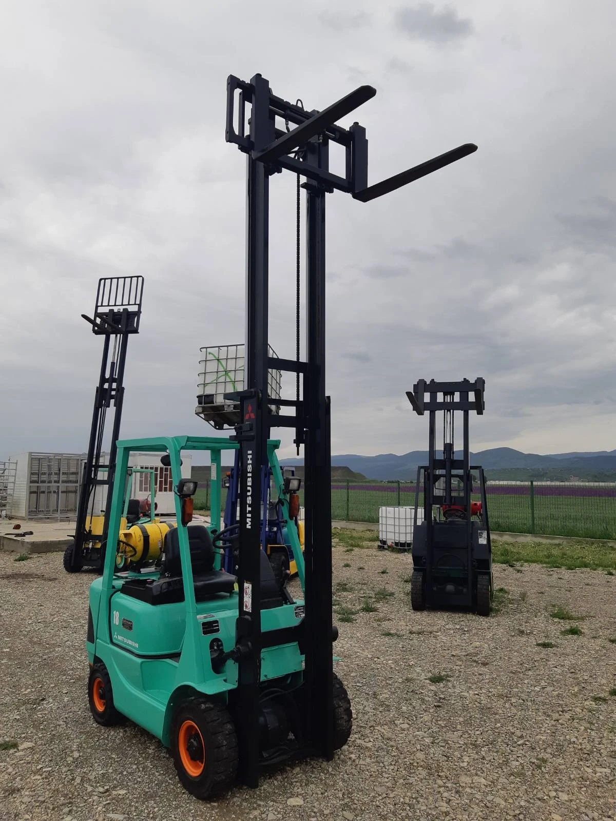 ������� Mitsubishi ��� 1.8���� | Mobile.bg � ����������� 3