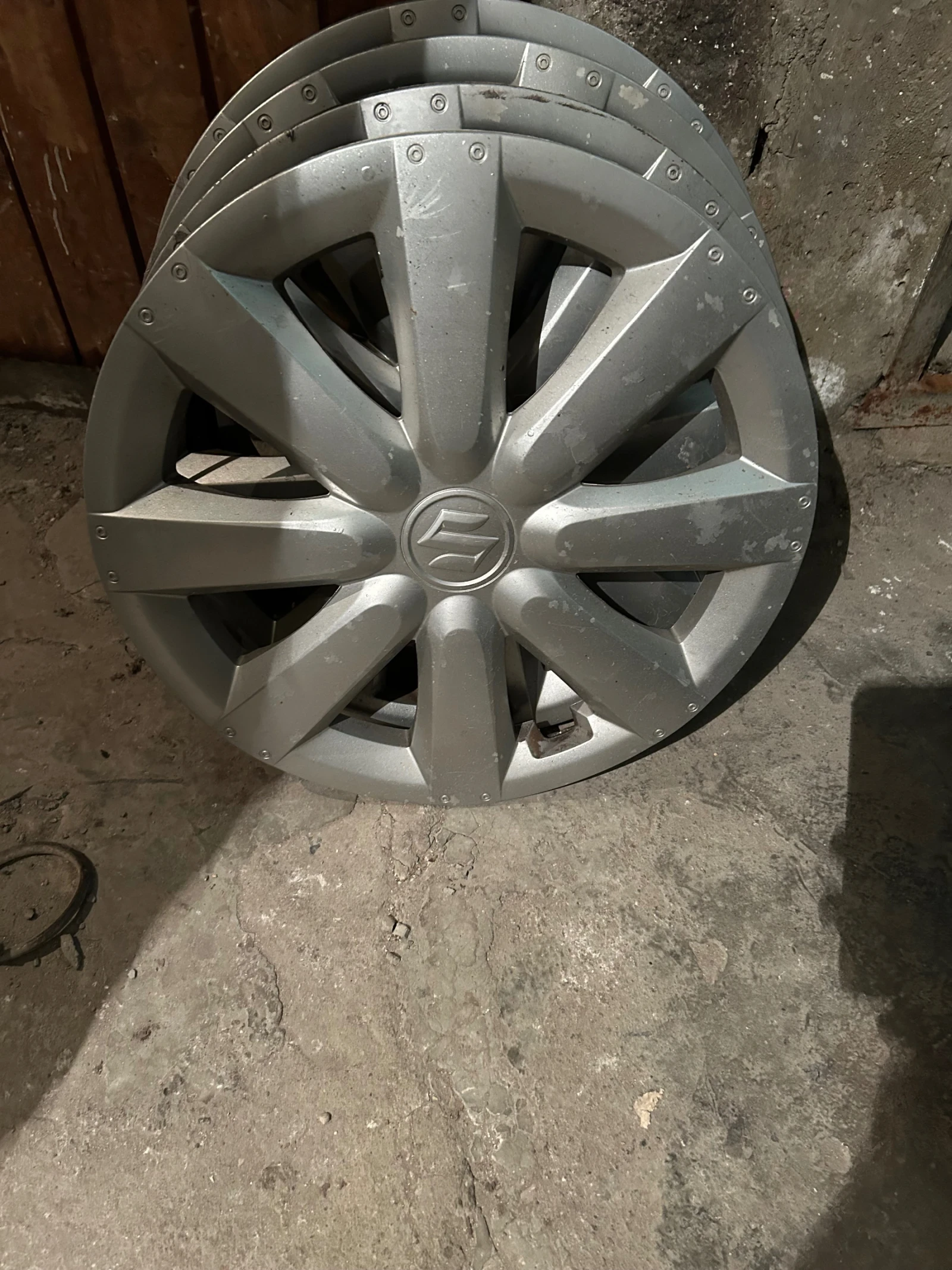 ���� � ������ 205/60R16 �� Suzuki SX4 | Mobile.bg � ����������� 3