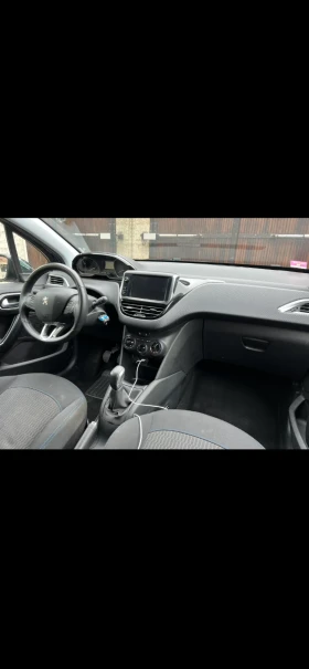 Peugeot 208, снимка 8