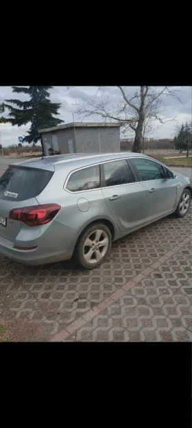 Opel Astra 2 0 CDTI , снимка 4