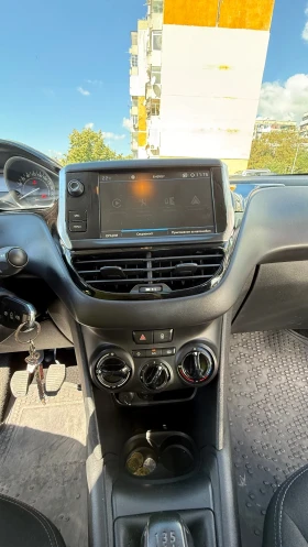 Peugeot 208, снимка 13