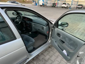 Renault Megane 2.0i 114hp, снимка 10