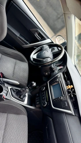Toyota Auris 2.0 D4D - 13900 лв. - 10293936 7