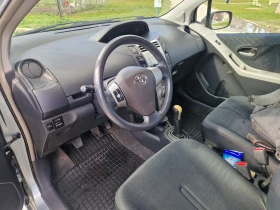 Toyota Yaris Лек - 3700 € / 7236.57 лв. - 34426347 3
