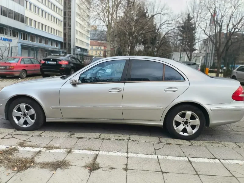 Mercedes-Benz E 320 W211, снимка 10 - Автомобили и джипове - 48344004