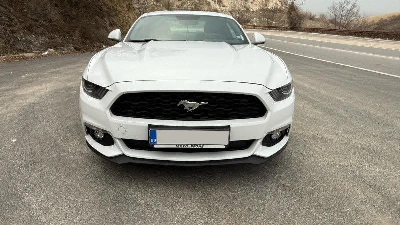 Ford Mustang, снимка 2 - Автомобили и джипове - 49517336