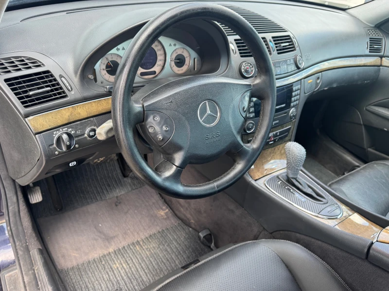 Mercedes-Benz E 270 2, 7cdi 177ps, кожа, мулти, темпо, авто, климатрон, снимка 17 - Автомобили и джипове - 50989878