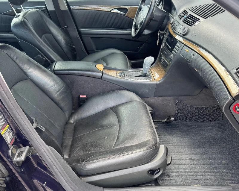 Mercedes-Benz E 270 2, 7cdi 177ps, кожа, мулти, темпо, авто, климатрон, снимка 11 - Автомобили и джипове - 50989878