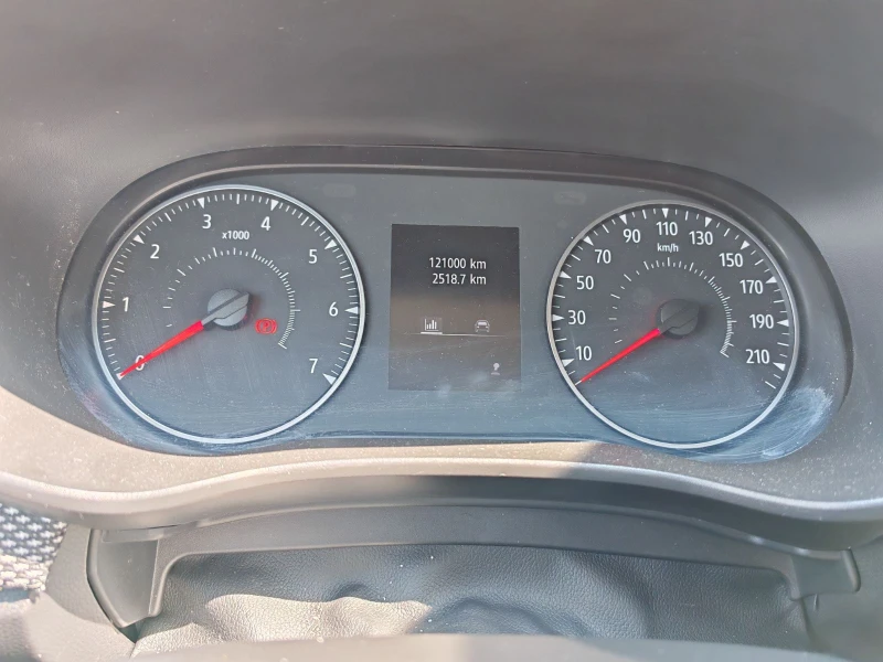 Dacia Jogger 1900лв за получаване, 1.0TCe EcoG 4+ 1 ГАЗ, снимка 10 - Автомобили и джипове - 51452503