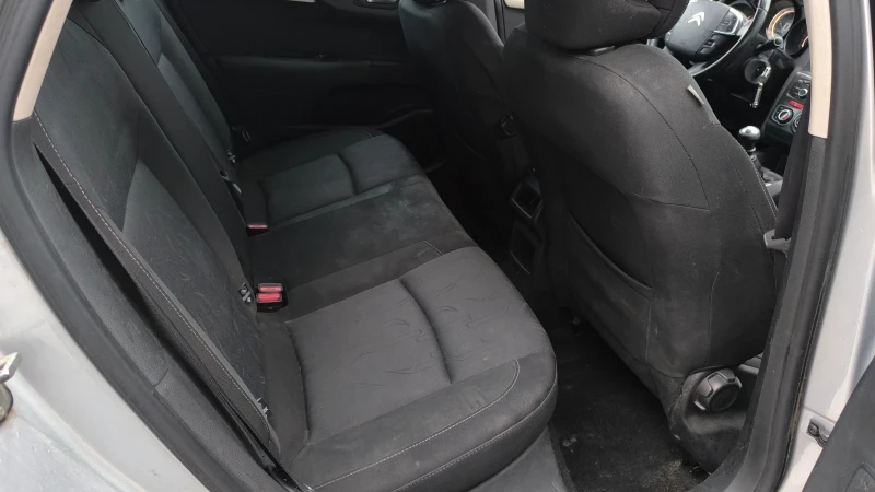 Citroen C4 1.6 E-HDI, снимка 9 - Автомобили и джипове - 51953774