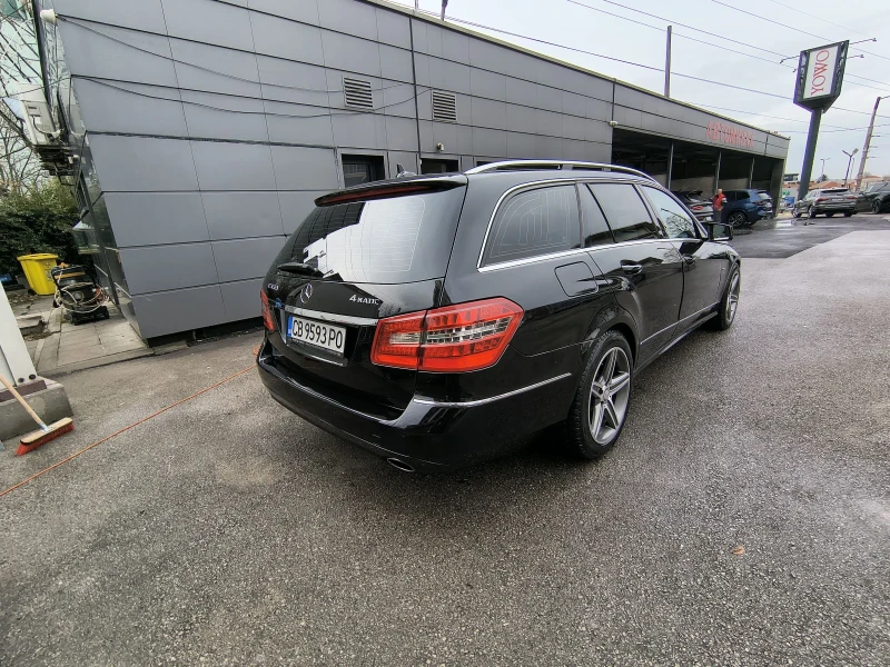 Mercedes-Benz E 350 4-MATIC 7G-TRONIC, снимка 5 - Автомобили и джипове - 52641768