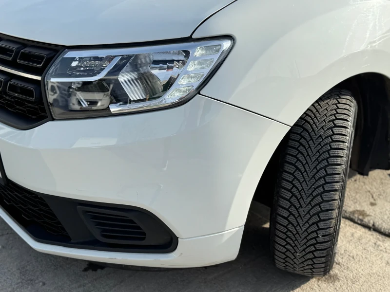 Dacia Sandero 10.2020 г. / КАСКО / НОВИ ЗИМНИ ГУМИ, снимка 7 - Автомобили и джипове - 52836042
