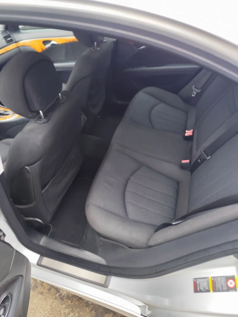 Mercedes-Benz E 280 E280, снимка 11 - Автомобили и джипове - 53579826