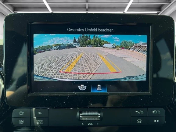 Mercedes-Benz T-класа EQT 200 = Premium Plus = Гаранция, снимка 8 - Автомобили и джипове - 53094972