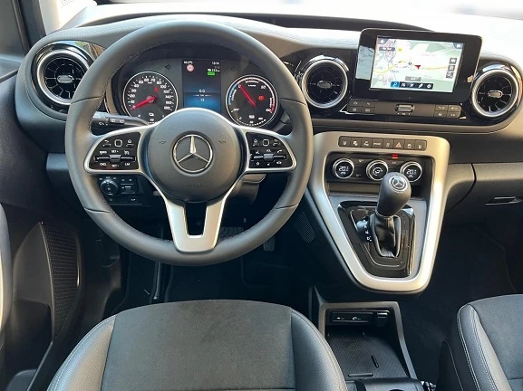 Mercedes-Benz T-класа EQT 200 = Premium Plus = Гаранция, снимка 6 - Автомобили и джипове - 53094972