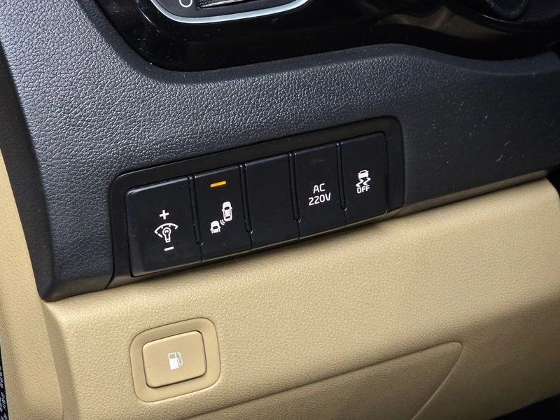 Kia Carnival 9-seater Noblesse| 200к.с., снимка 13 - Автомобили и джипове - 56294722