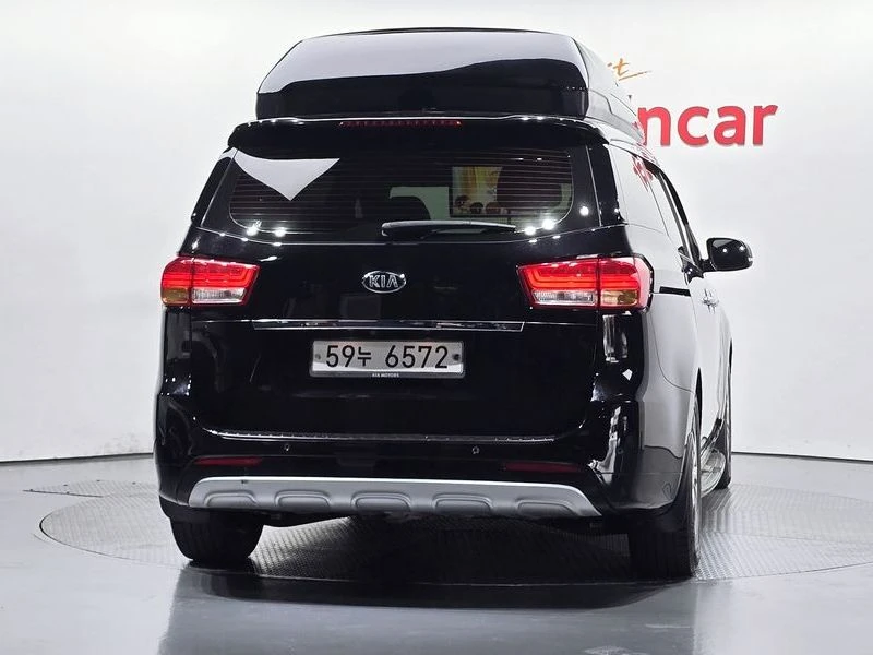 Kia Carnival 9-seater Noblesse| 200к.с., снимка 4 - Автомобили и джипове - 56294722