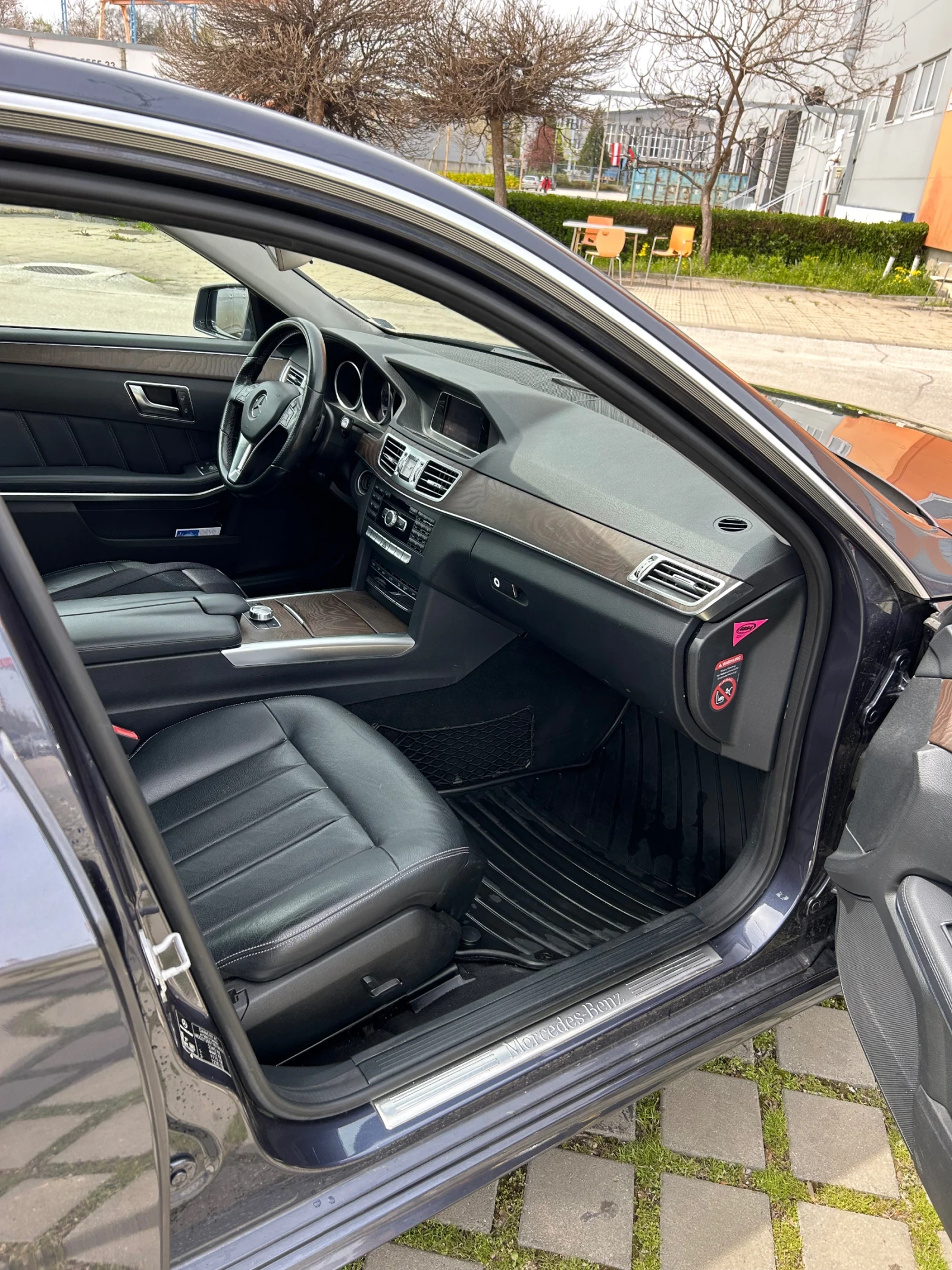 Mercedes-Benz E 220  - изображение 7