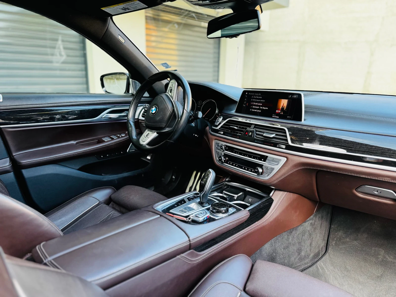 BMW 750 750i extra Long 100000km - изображение 9