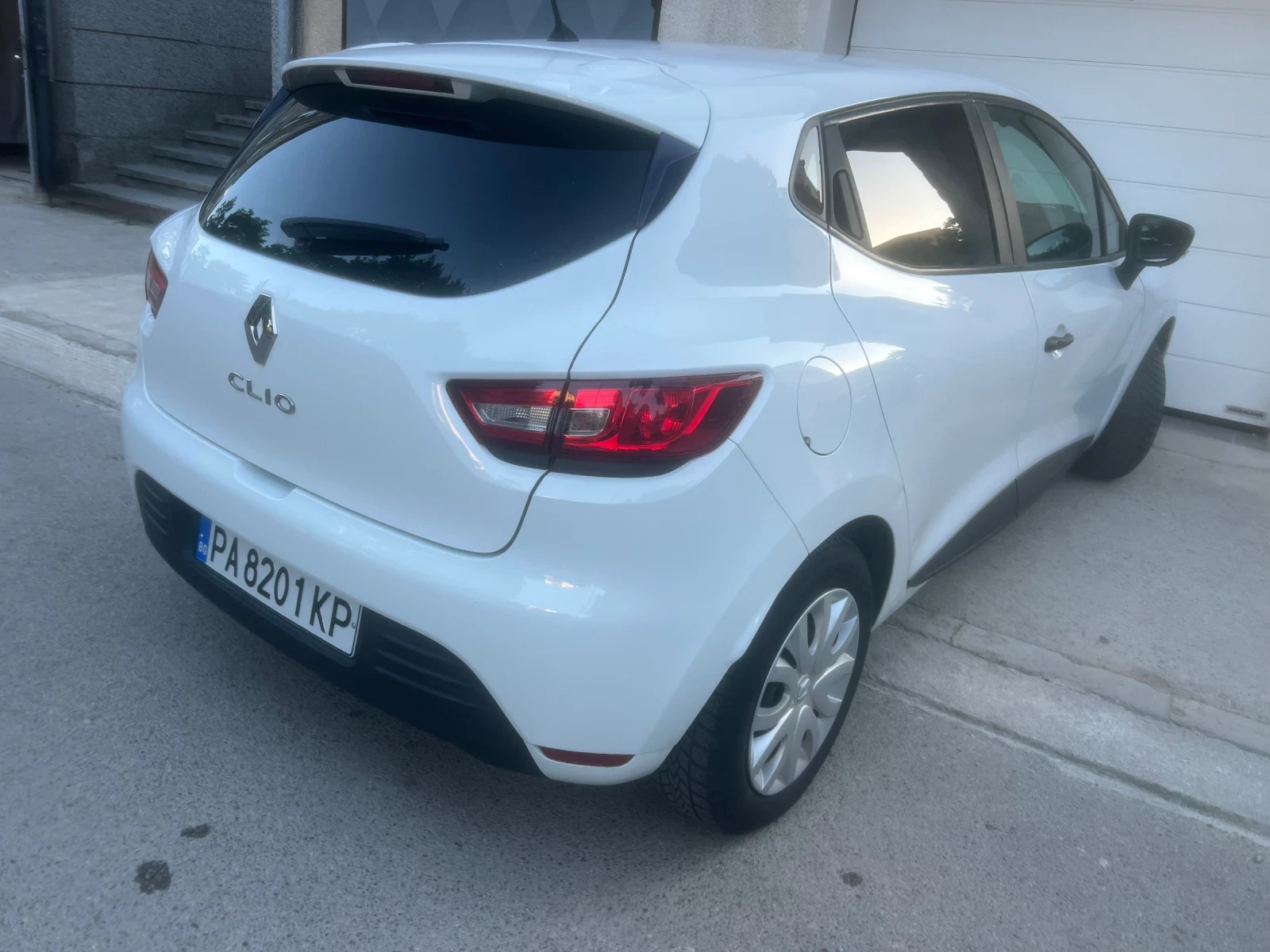 Renault Clio 1, 2 бензин 75к.с. - изображение 10