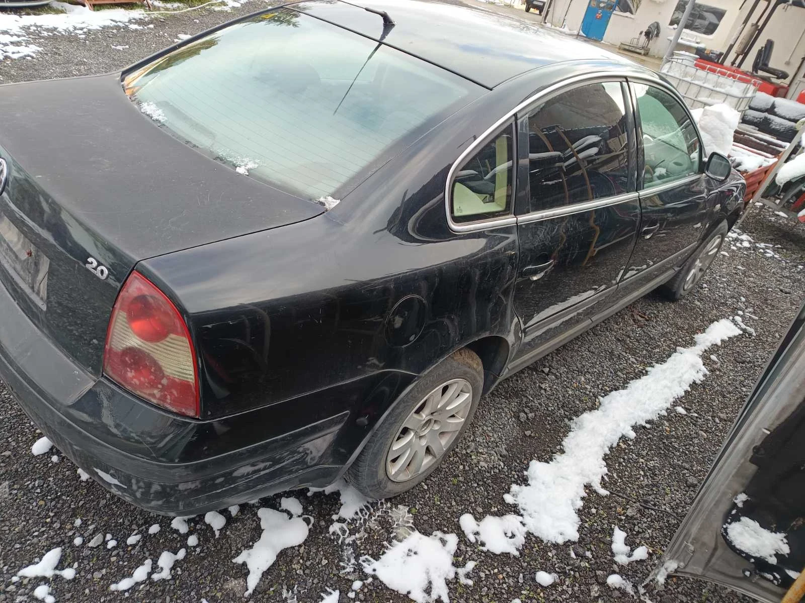 VW Passat 2.0 benzin, снимка 3 - Автомобили и джипове - 55183263