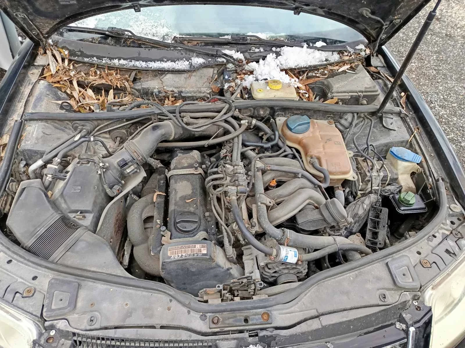 VW Passat 2.0 benzin, снимка 4 - Автомобили и джипове - 55183263