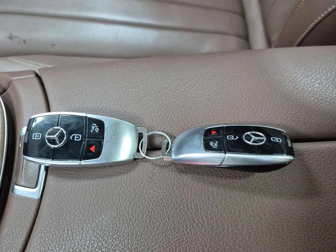 Mercedes-Benz E 450 4MATIC | AMG | PANO | HUD | 360 | DISTRONIC | , снимка 8 - Автомобили и джипове - 53818184