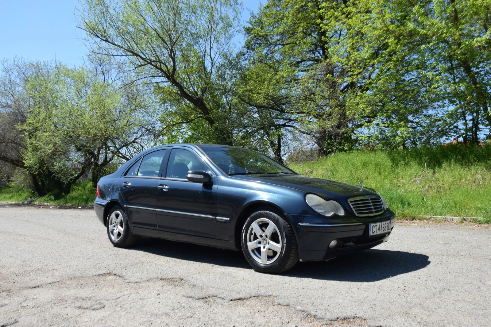 Mercedes-Benz C 180, снимка 7 - Автомобили и джипове - 54371552