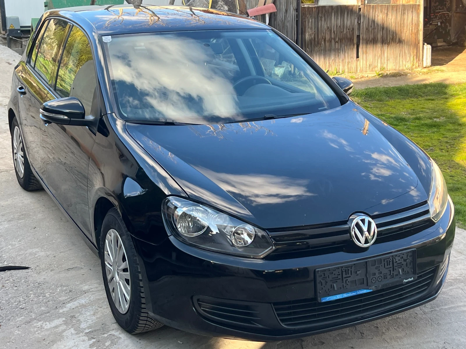 VW Golf 1.6 TDI BLUEMOTION, снимка 2 - Автомобили и джипове - 54378427
