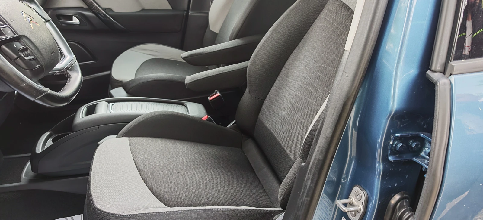 Citroen Grand C4 Picasso 2.0hdi, снимка 10 - Автомобили и джипове - 54527828