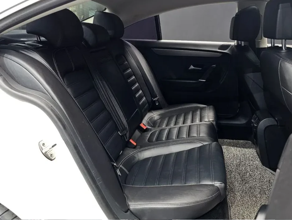 VW CC 2.0 Tdi Bluemotion R Line, снимка 11 - Автомобили и джипове - 54528554