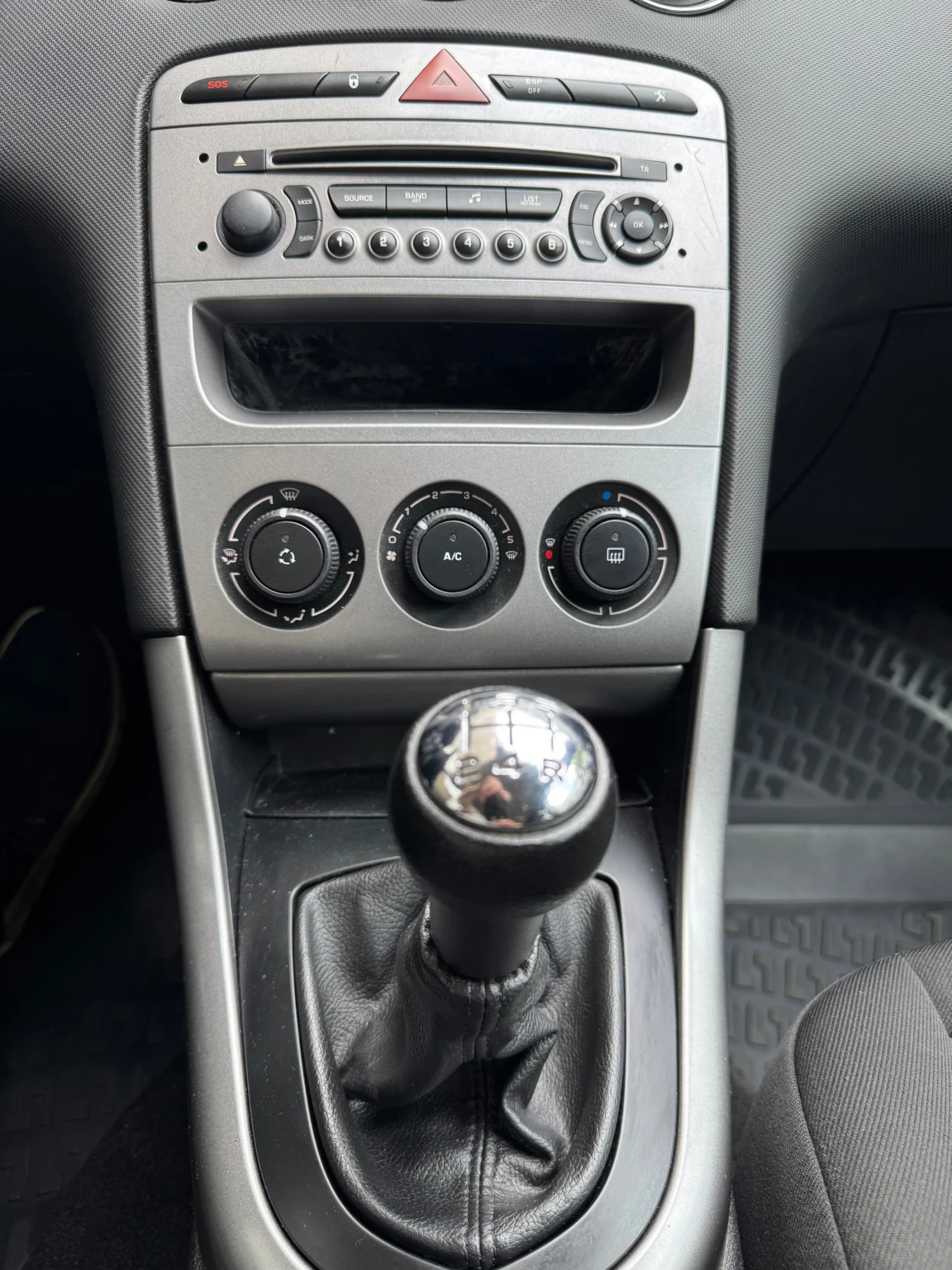 Peugeot 308 Peugeot 308 1.6HDI, снимка 14 - Автомобили и джипове - 54575511