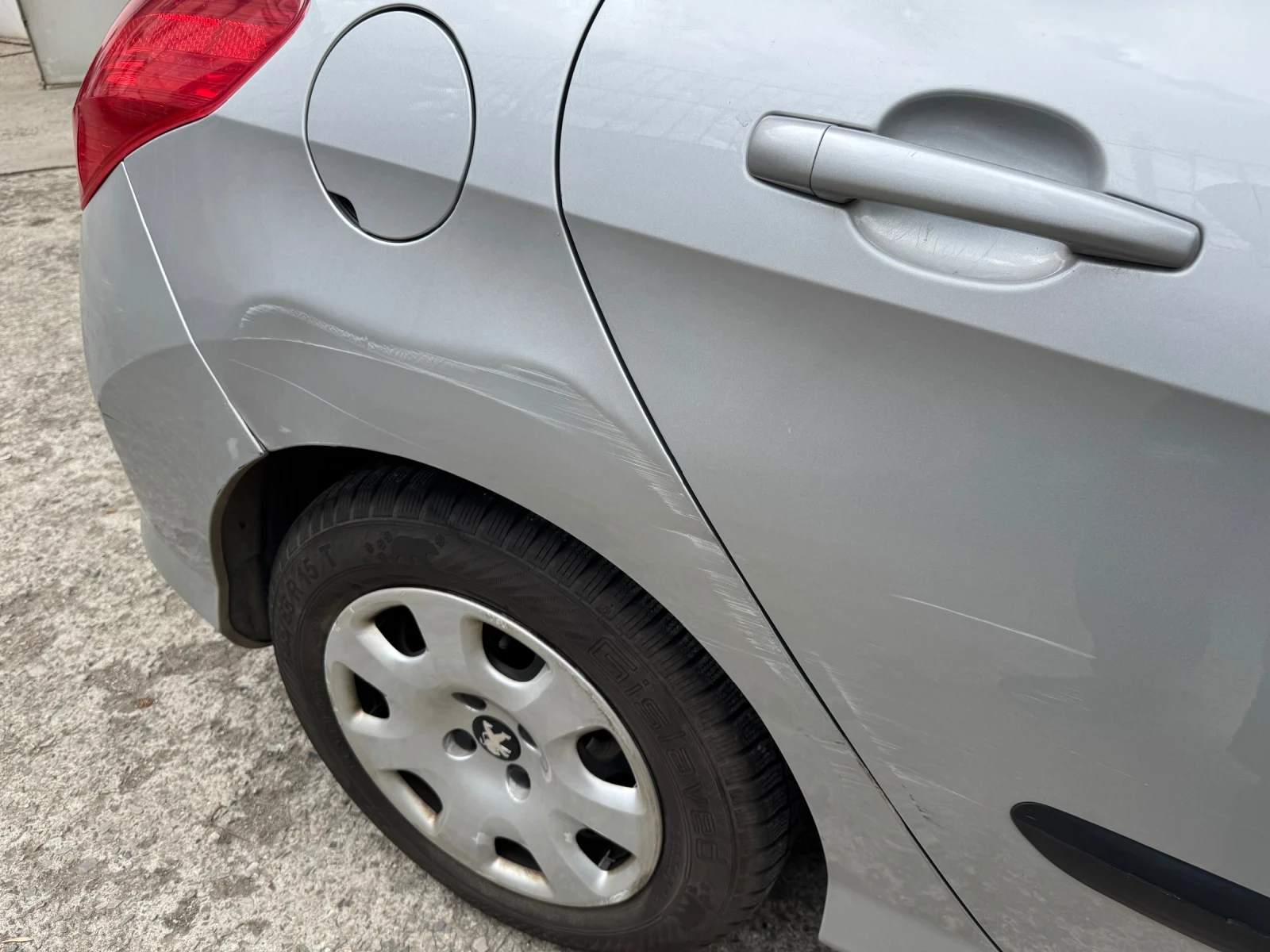Peugeot 308 Peugeot 308 1.6HDI, снимка 16 - Автомобили и джипове - 54575511