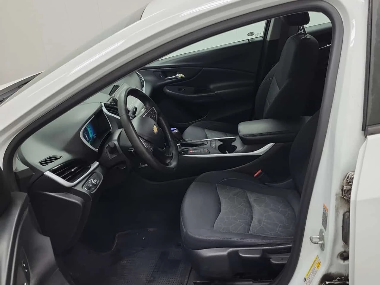 Chevrolet Volt LT| ПОДГРЕВИ| ДВА КЛЮЧА| АВТОКРЕДИТ| CARFAX, снимка 10 - Автомобили и джипове - 54656377