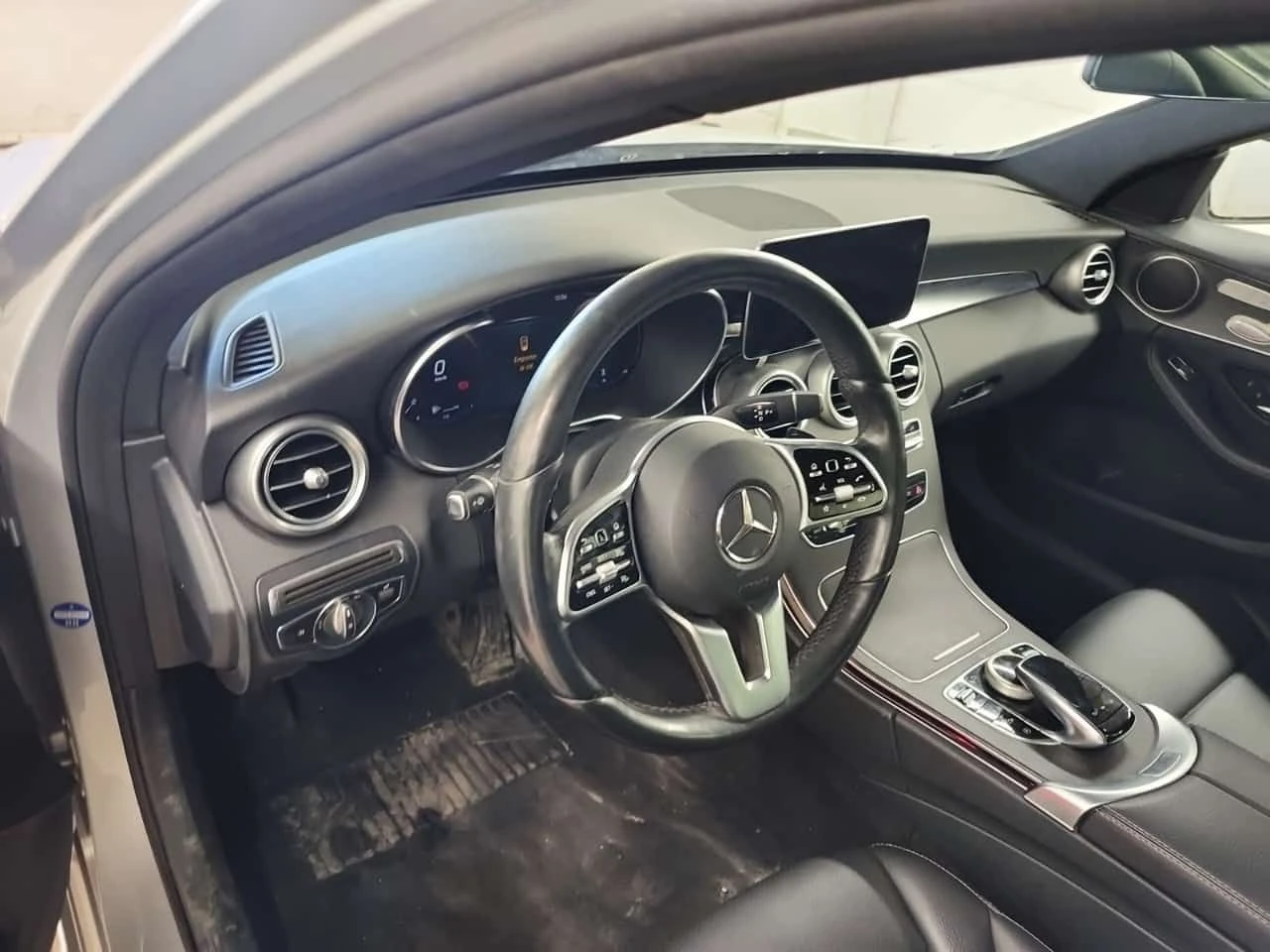 Mercedes-Benz C 300 AMG Line * Multibeam * Дигитално табло * Дистроник, снимка 6 - Автомобили и джипове - 54676538