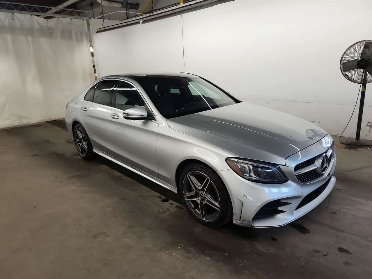 Mercedes-Benz C 300 AMG Line * Multibeam * Дигитално табло * Дистроник, снимка 2 - Автомобили и джипове - 54676538