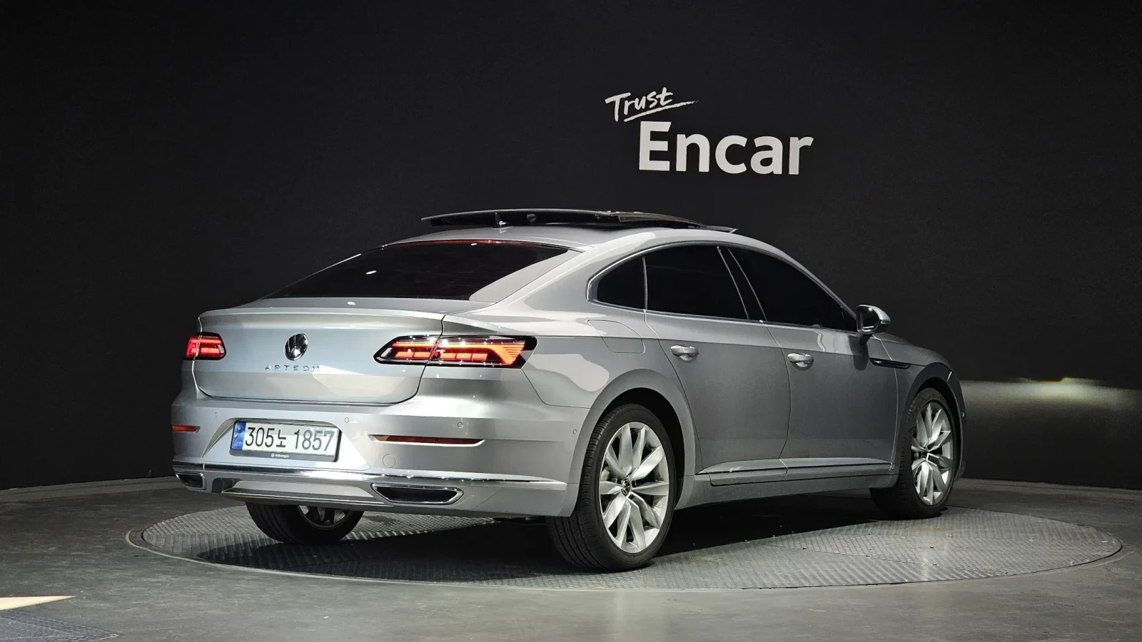 VW Arteon 2.0 TDI Prestige, HeadUP, 360-cam, Подгрев, Обдух., снимка 3 - Автомобили и джипове - 54933096