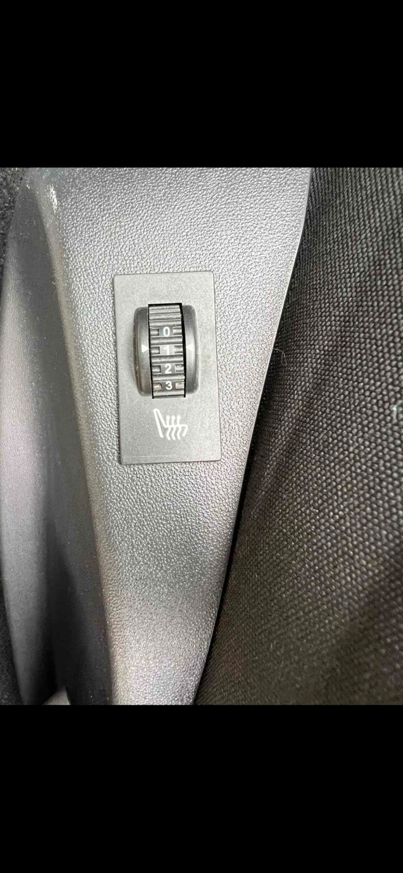 Peugeot 208, снимка 6 - Автомобили и джипове - 55075893
