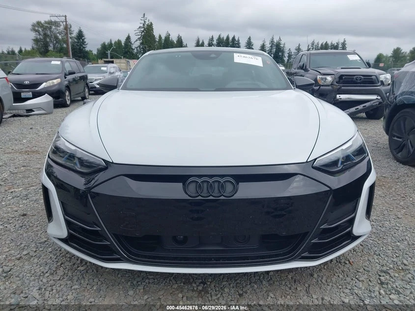 Audi E-Tron GT Rs Quattro, снимка 13 - Автомобили и джипове - 55241094