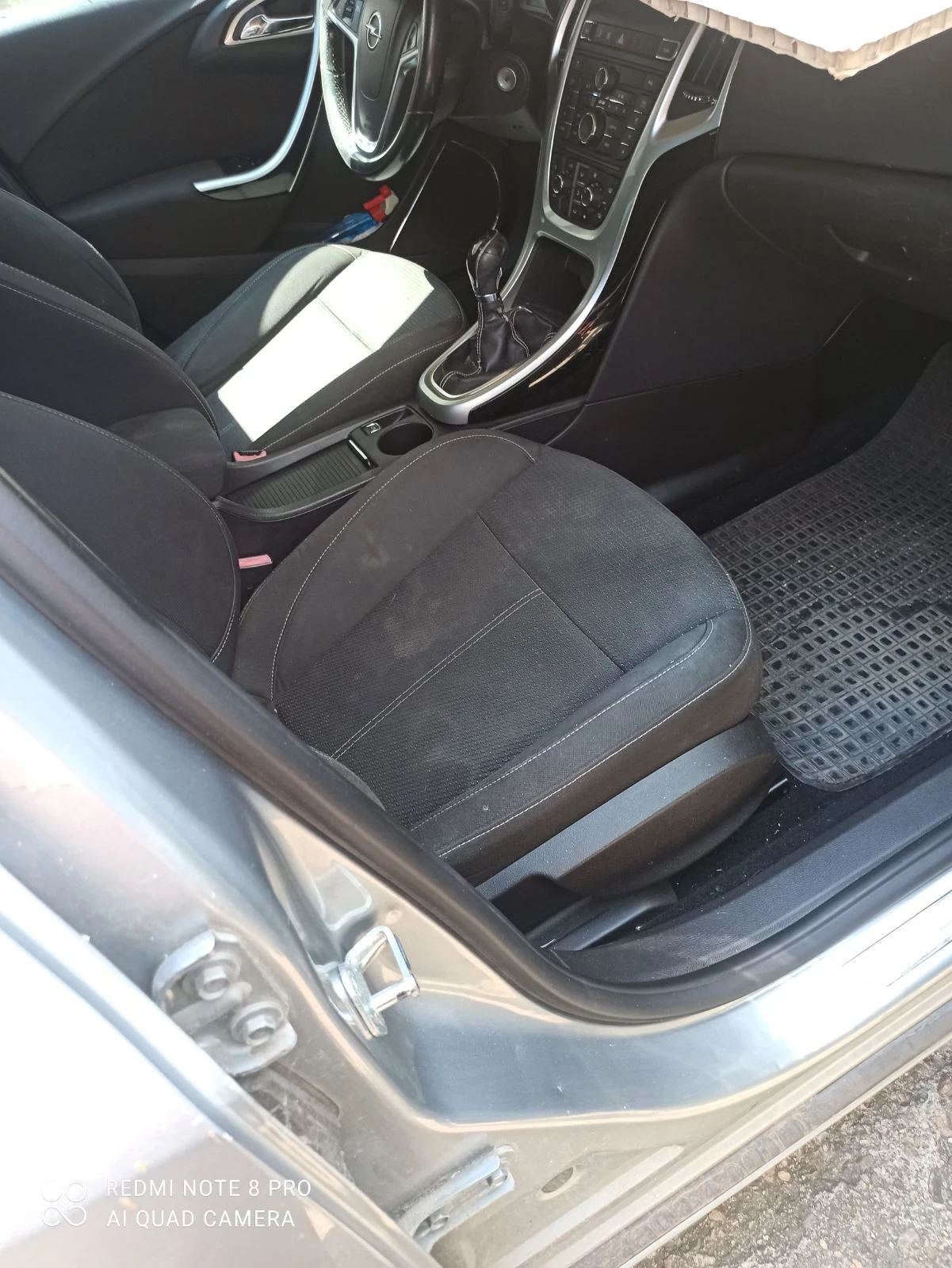 Opel Astra 2 0 CDTI , снимка 12 - Автомобили и джипове - 55878582
