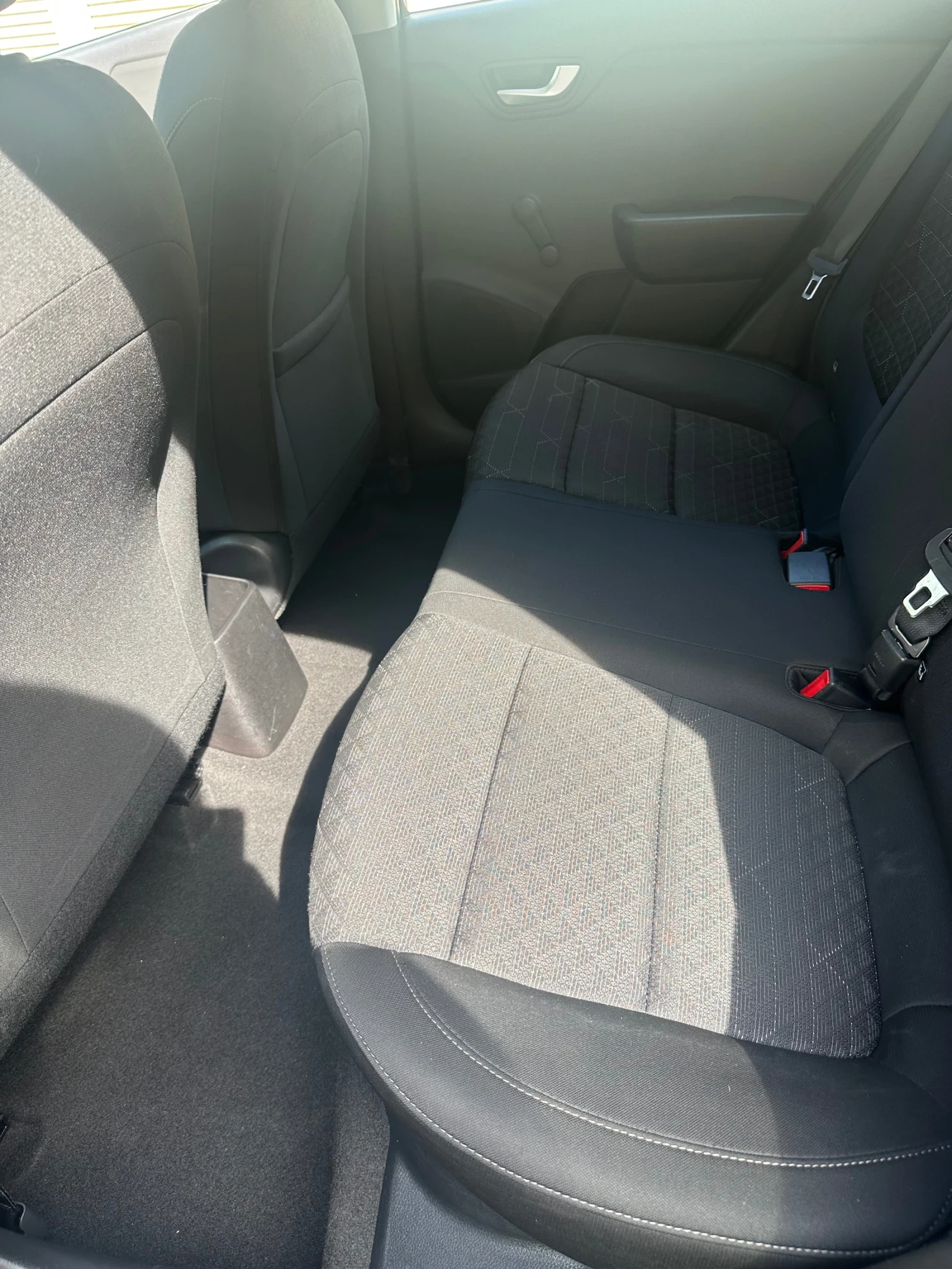 Kia Rio 1.4 MPI ГАРАНЦИОНЕН, снимка 13 - Автомобили и джипове - 55950976