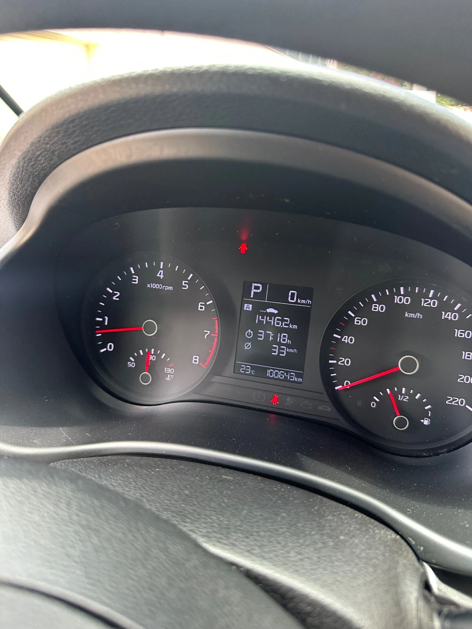 Kia Rio 1.4 MPI ГАРАНЦИОНЕН, снимка 8 - Автомобили и джипове - 55950976