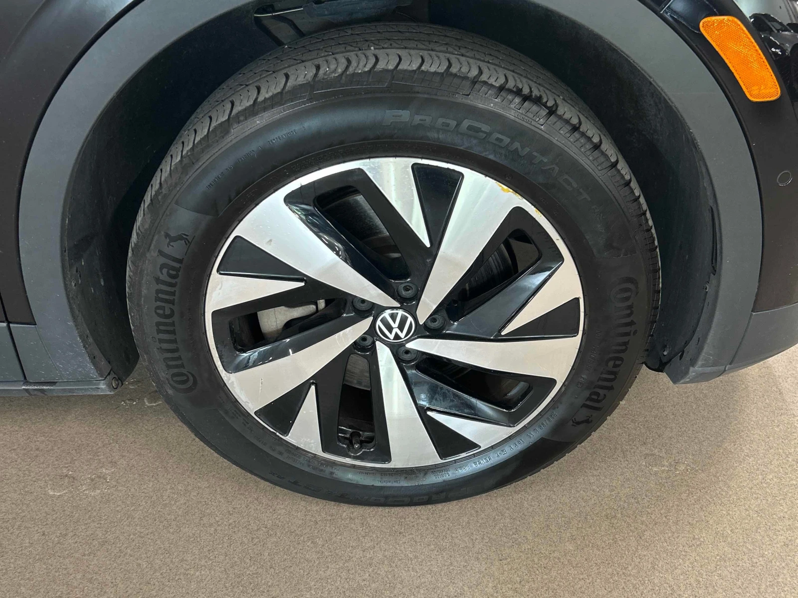 VW ID.4 * Pro * CARFAX * БЕЗ ПЪРВОНАЧАЛНА ВНОСКА, снимка 7 - Автомобили и джипове - 56056704