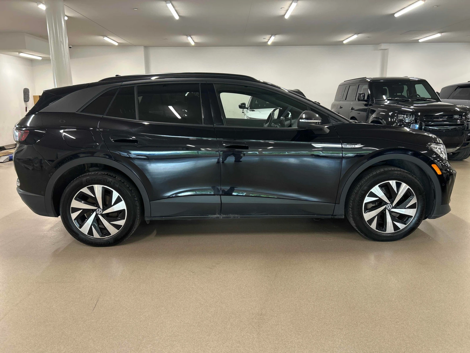 VW ID.4 * Pro * CARFAX * БЕЗ ПЪРВОНАЧАЛНА ВНОСКА, снимка 3 - Автомобили и джипове - 56056704