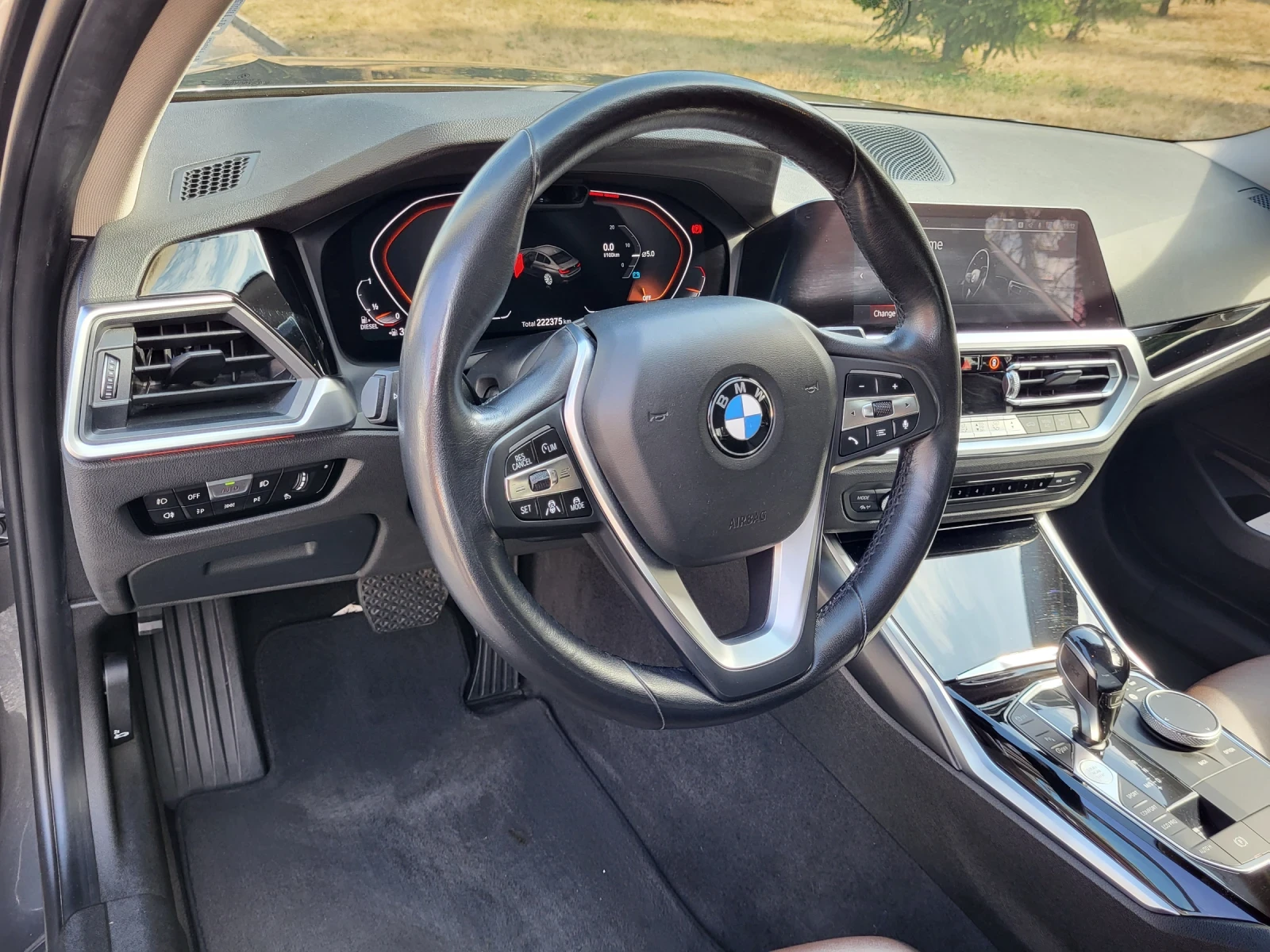 BMW 320 dA, снимка 11 - Автомобили и джипове - 56139859