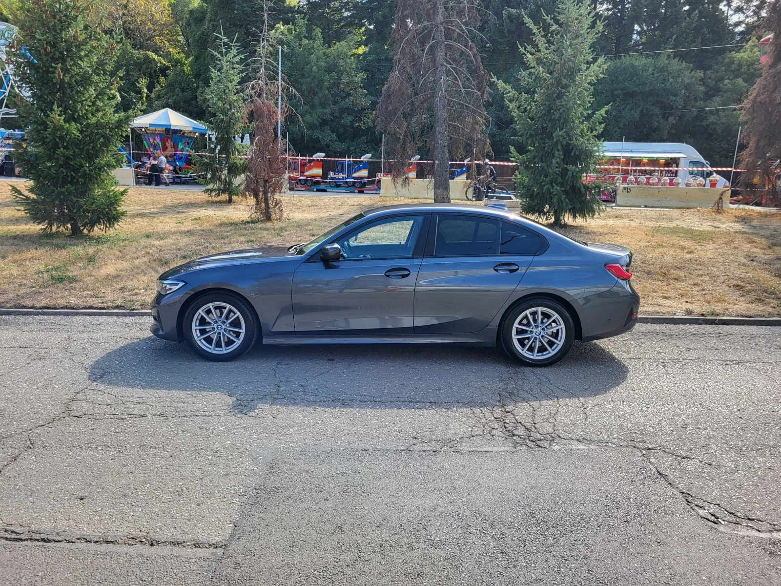 BMW 320 dA, снимка 2 - Автомобили и джипове - 56139859