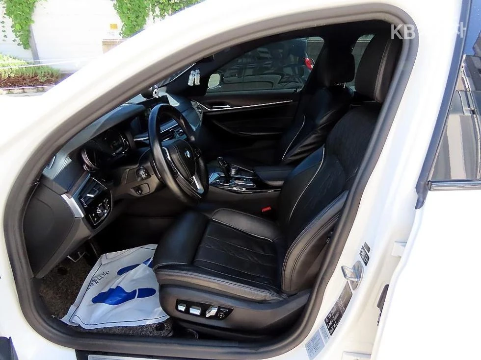 BMW 530 XDRIVE M-SPORT PLUS * КРАЙНА ЦЕНА* FULL, снимка 6 - Автомобили и джипове - 56171730